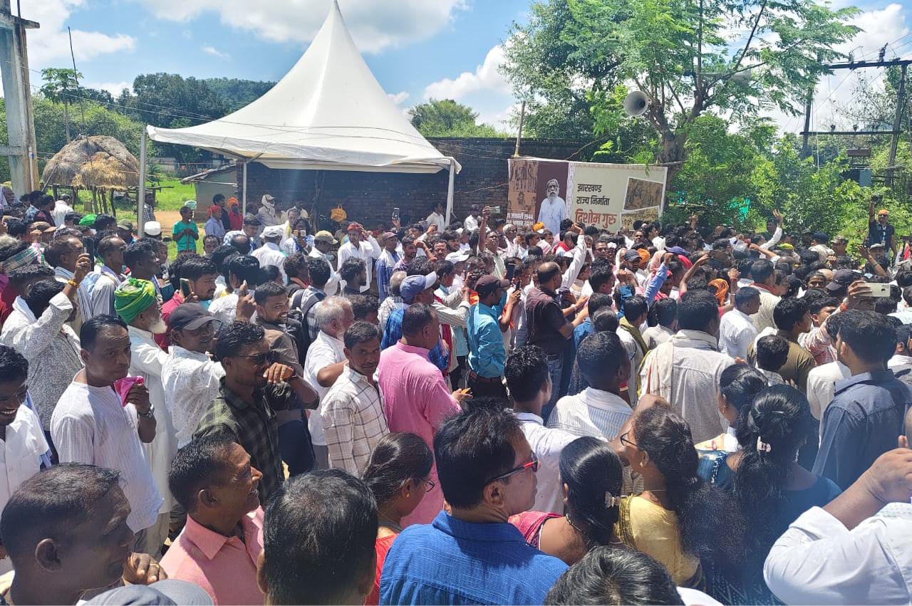 Shibu Soren Bhoj 2025, Nemra Dashakarm Bhoj, Rajnath Singh Nemra Bhoj, Baba Ramdev Shibu Soren, Jharkhand news Bhoj